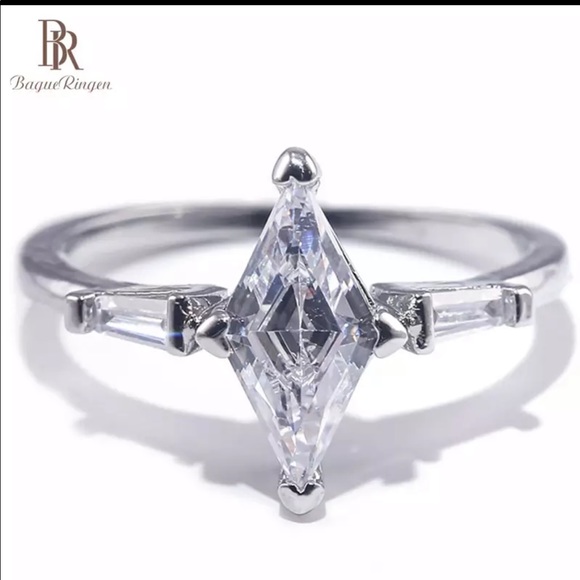 New Silver 925 Ring Creative Moissanite Gemstone - Picture 6 of 10